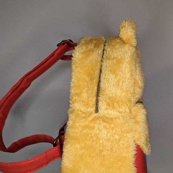Loungefly fluffy Winnie the Pooh mini backpack - Picture 3 of 4